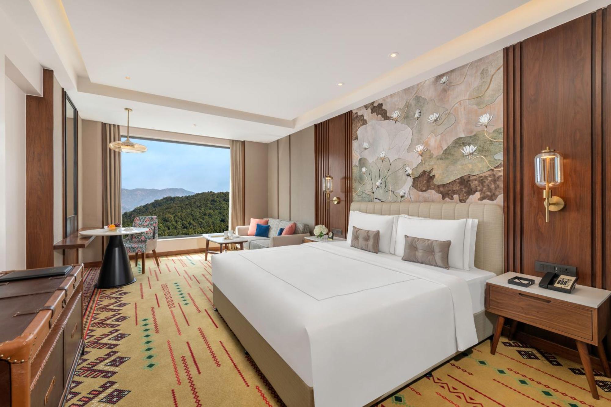 Taj Mussoorie Foothills, Dehradun Hotel Exterior foto