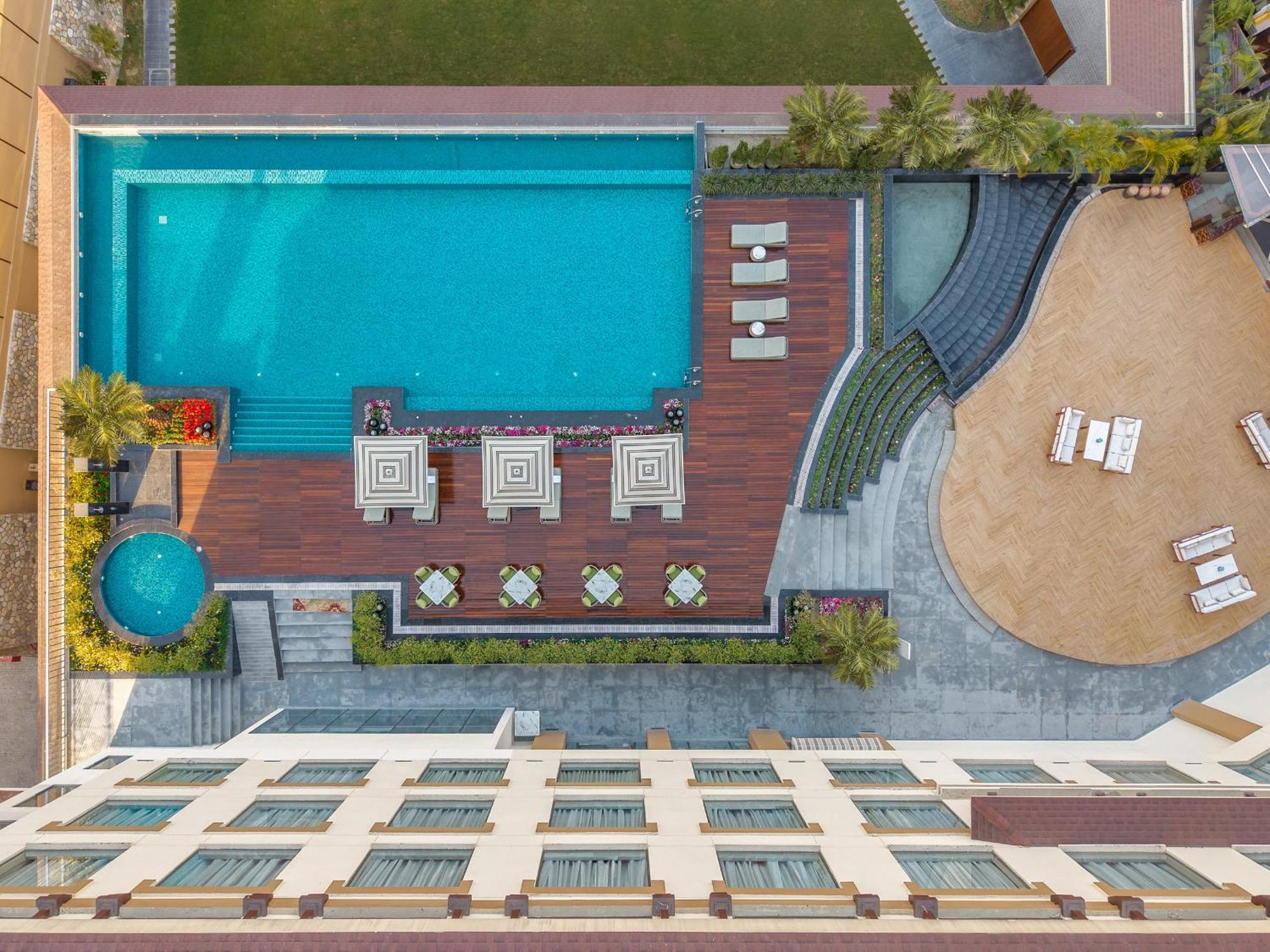 Taj Mussoorie Foothills, Dehradun Hotel Exterior foto